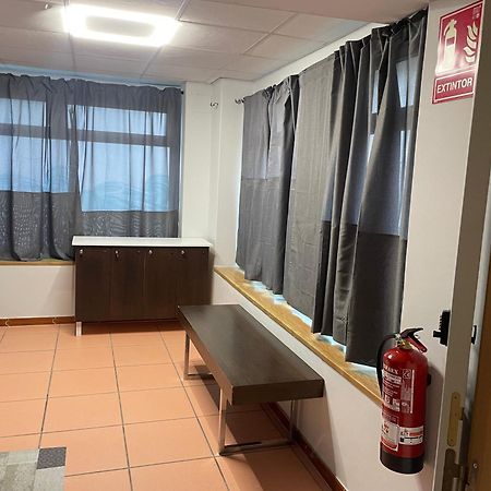 Hostel Cangas ภายนอก รูปภาพ